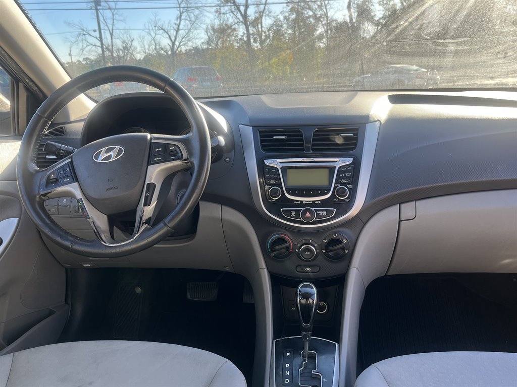 2013 Hyundai Accent