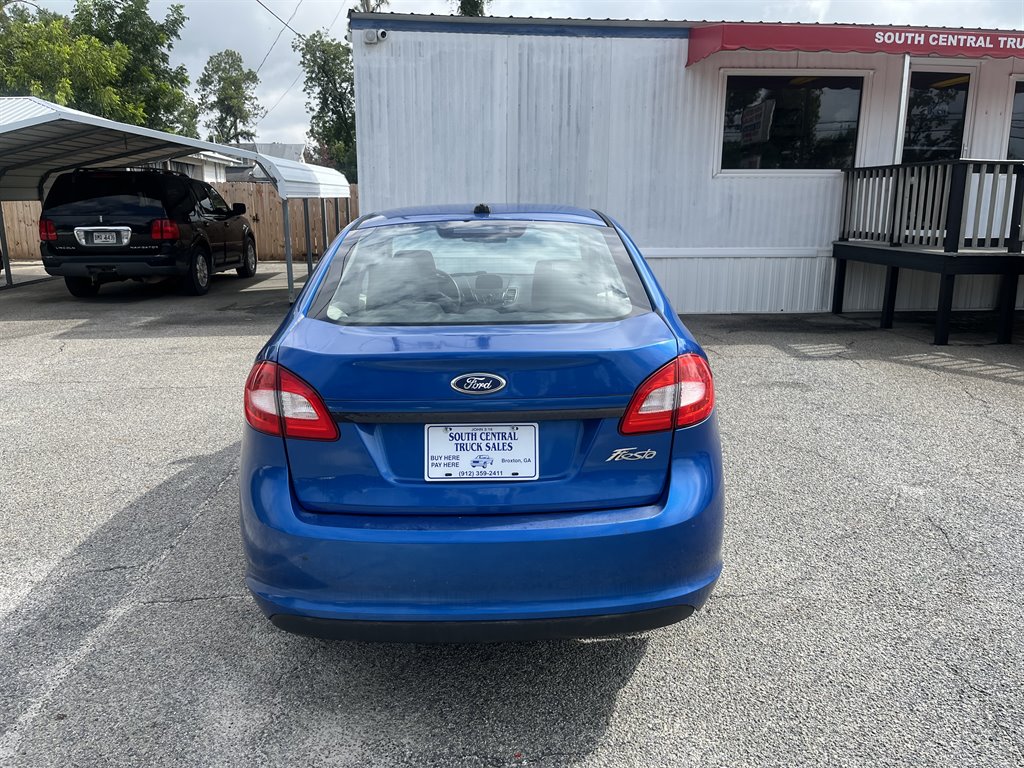 2011 Ford Fiesta