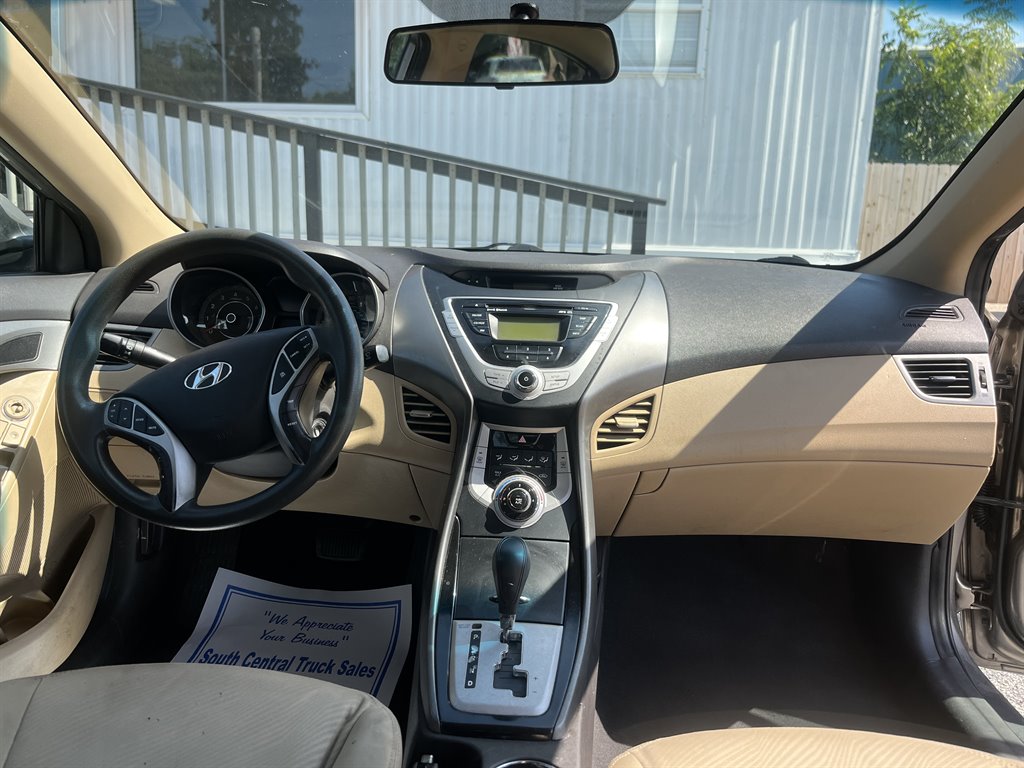 2011 Hyundai Elantra