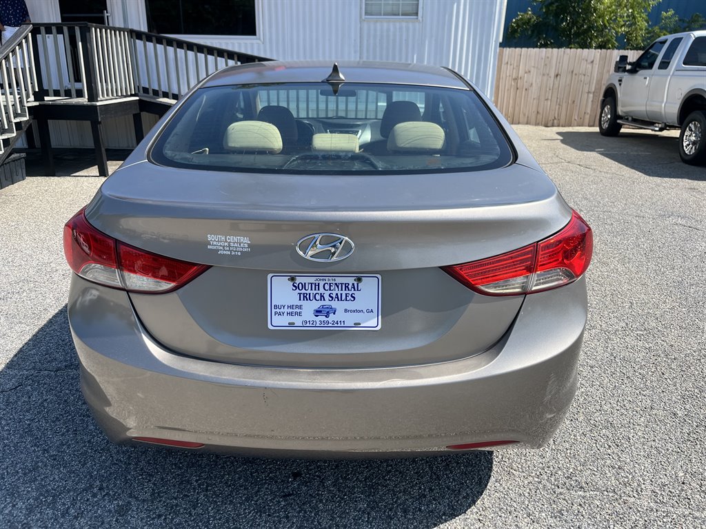 2011 Hyundai Elantra