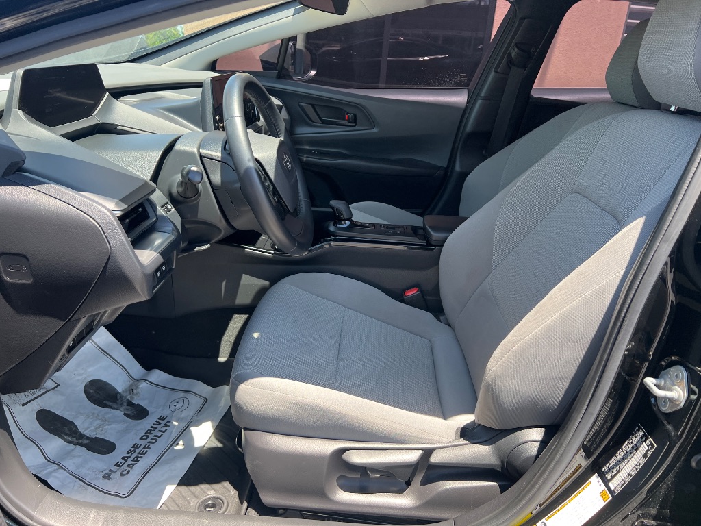 2024 Toyota Prius - $27,299