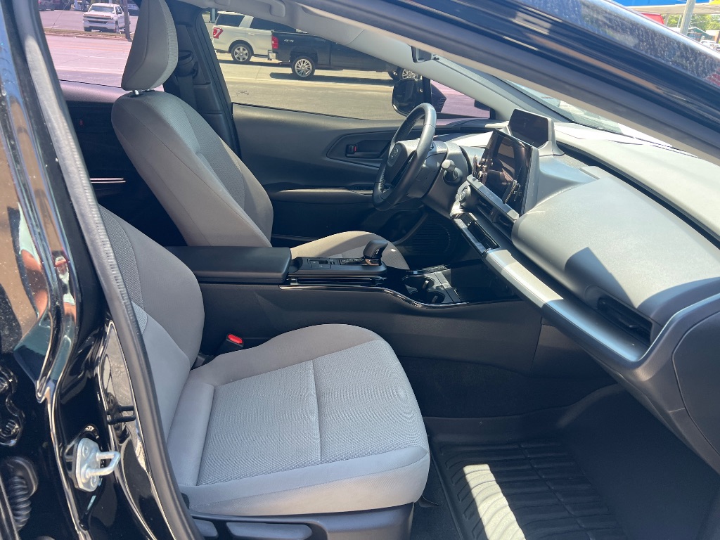 2024 Toyota Prius - $27,299