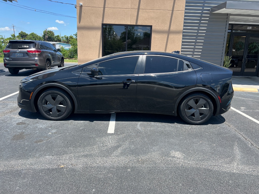 2024 Toyota Prius - $27,299