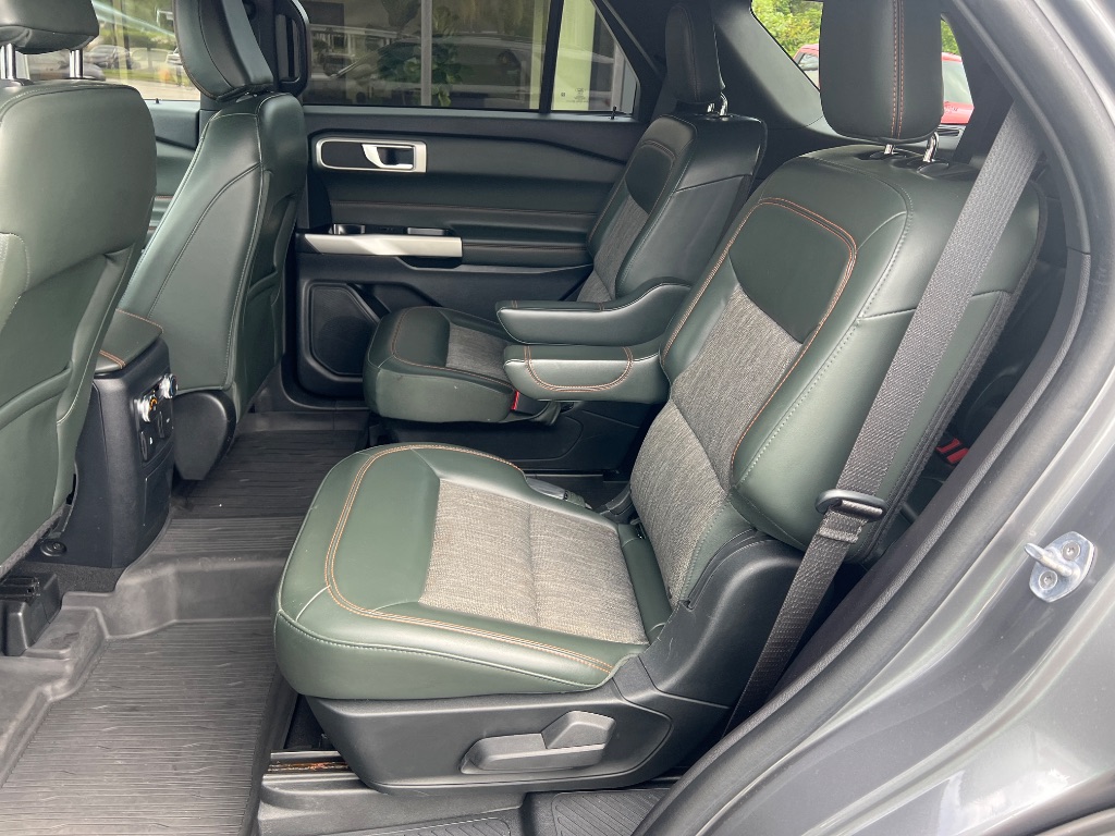 2022 Ford Explorer - $31,794