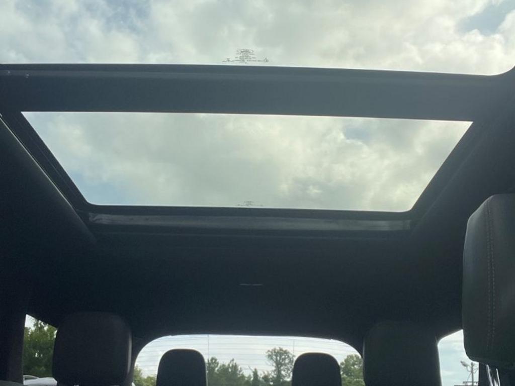 2022 Ford Explorer - $31,794