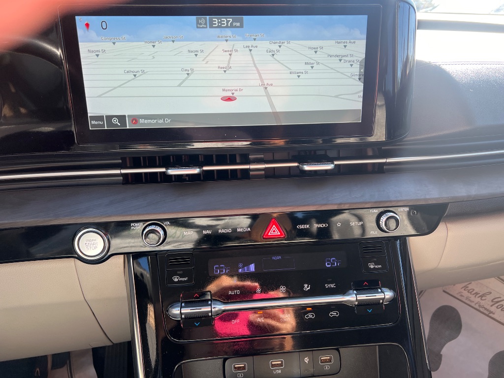 2022 Kia Carnival - $24,794