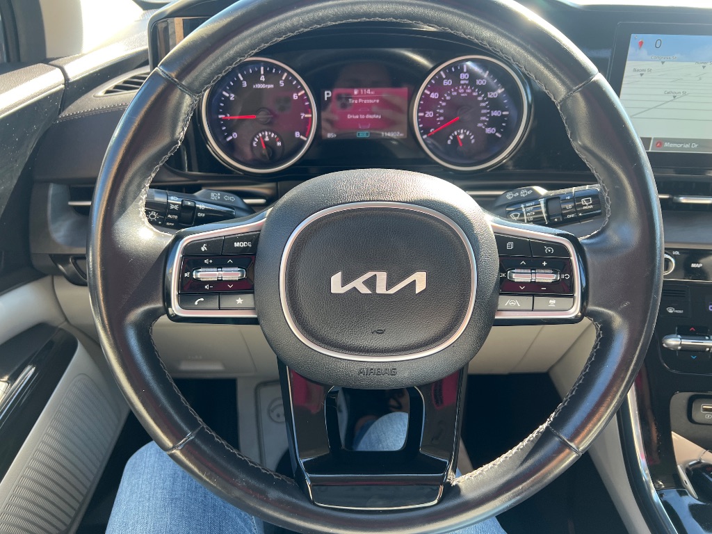 2022 Kia Carnival - $24,794