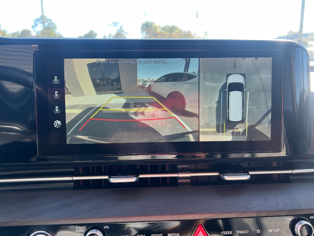 2022 Kia Carnival - $24,794