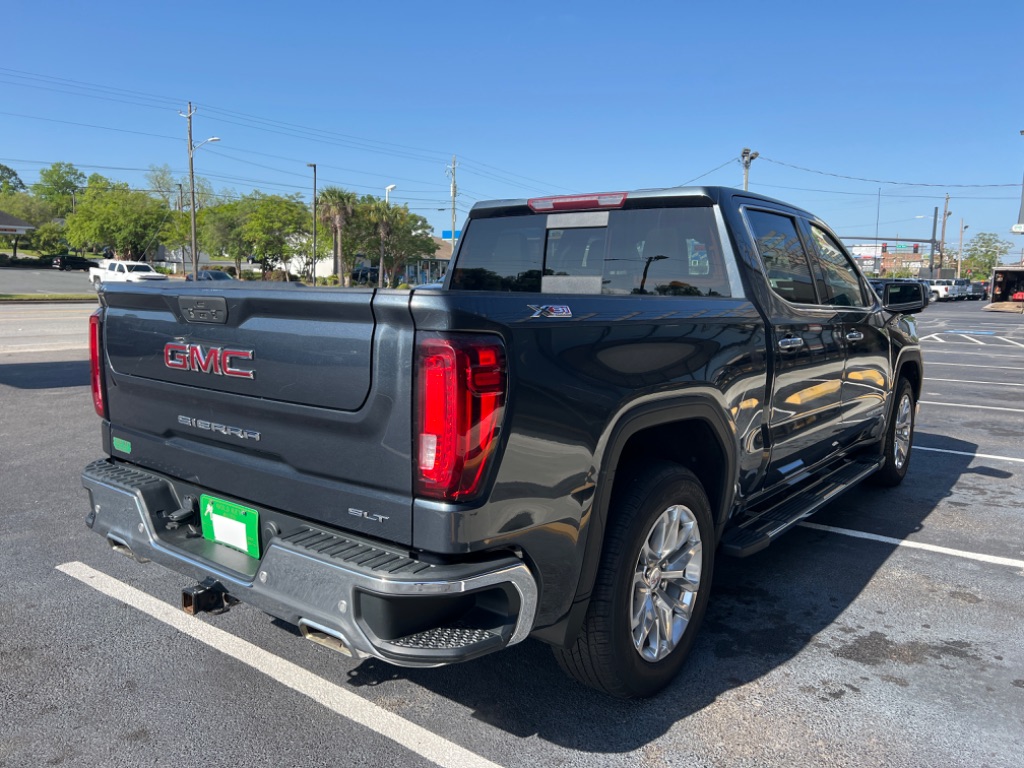 2021 GMC Sierra 1500 SLT photo