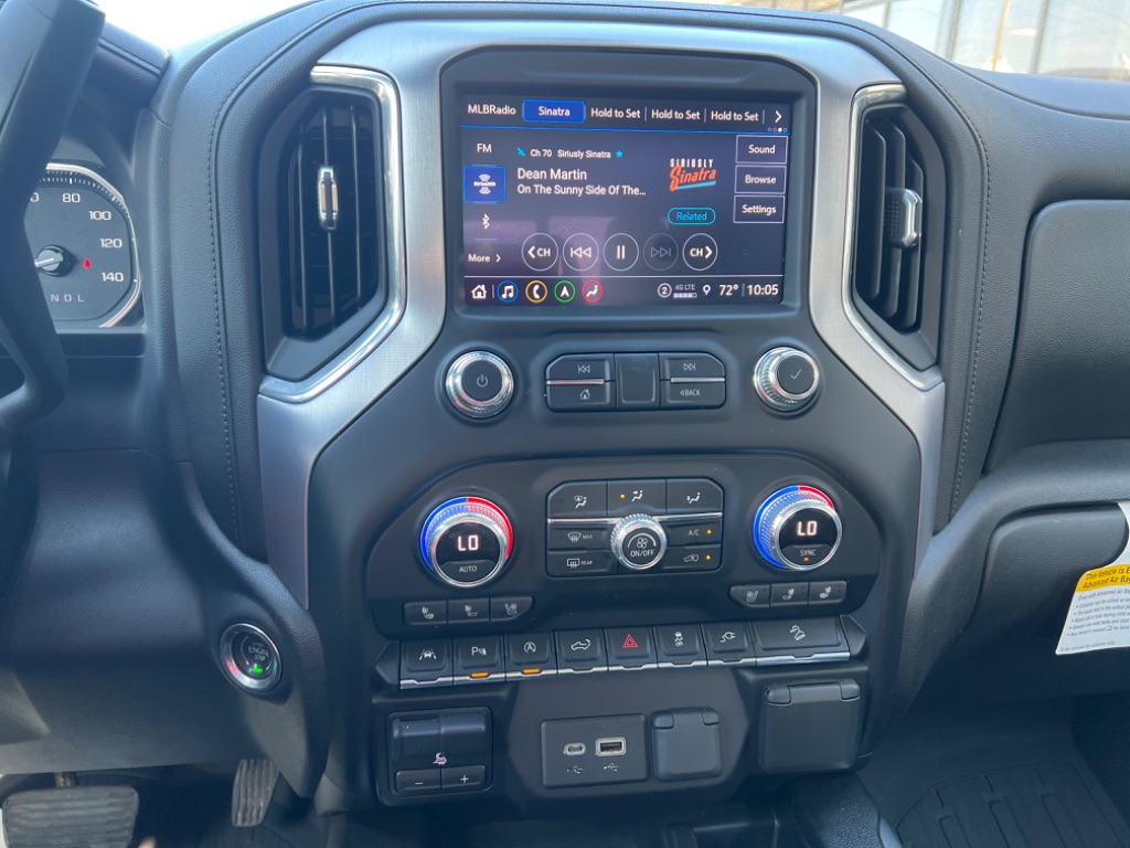 2021 GMC Sierra 1500 SLT photo