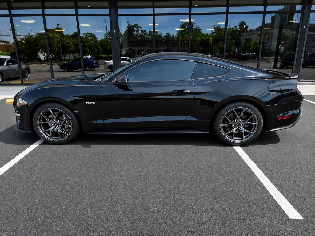2020 Ford Mustang - $25,794