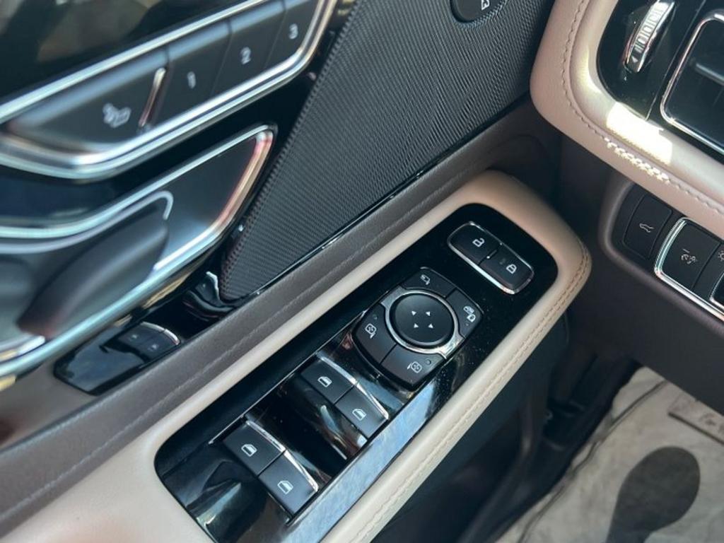 2023 Lincoln Aviator - $45,794