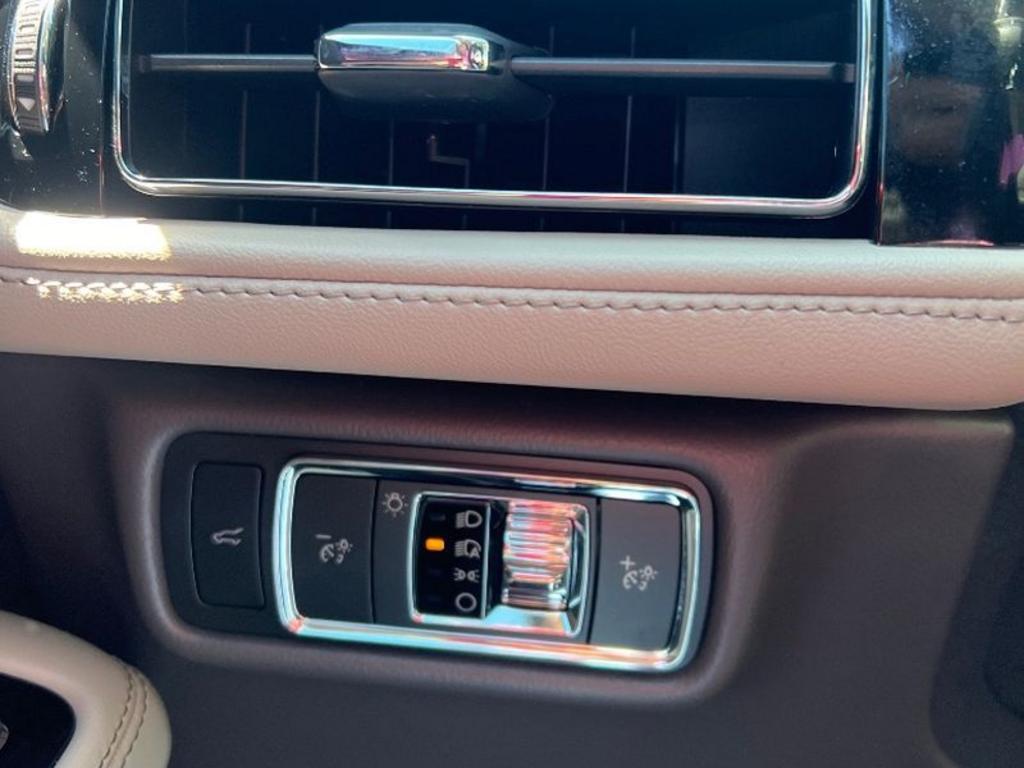 2023 Lincoln Aviator - $45,794