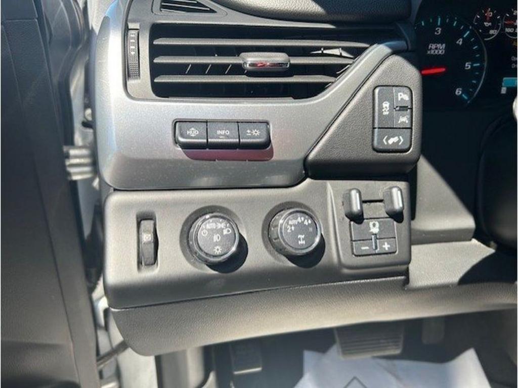 2020 Chevrolet Suburban - $43,694