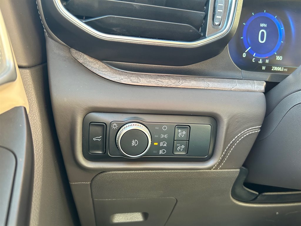 2020 Ford Explorer Platinum photo