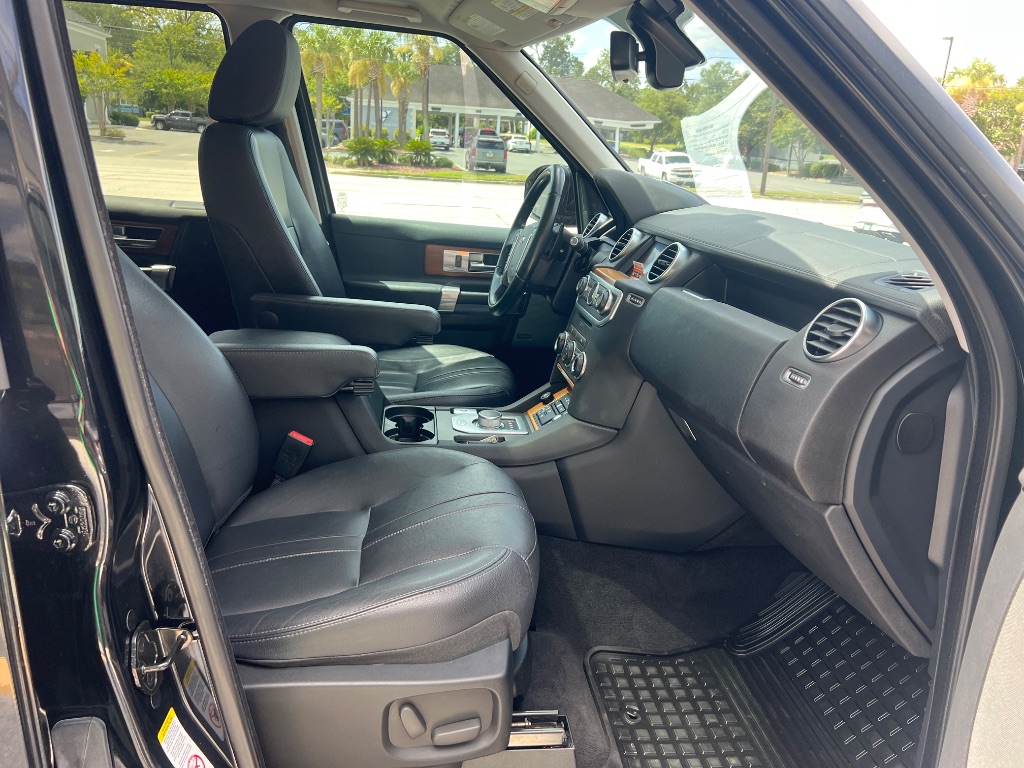2016 Land Rover LR4