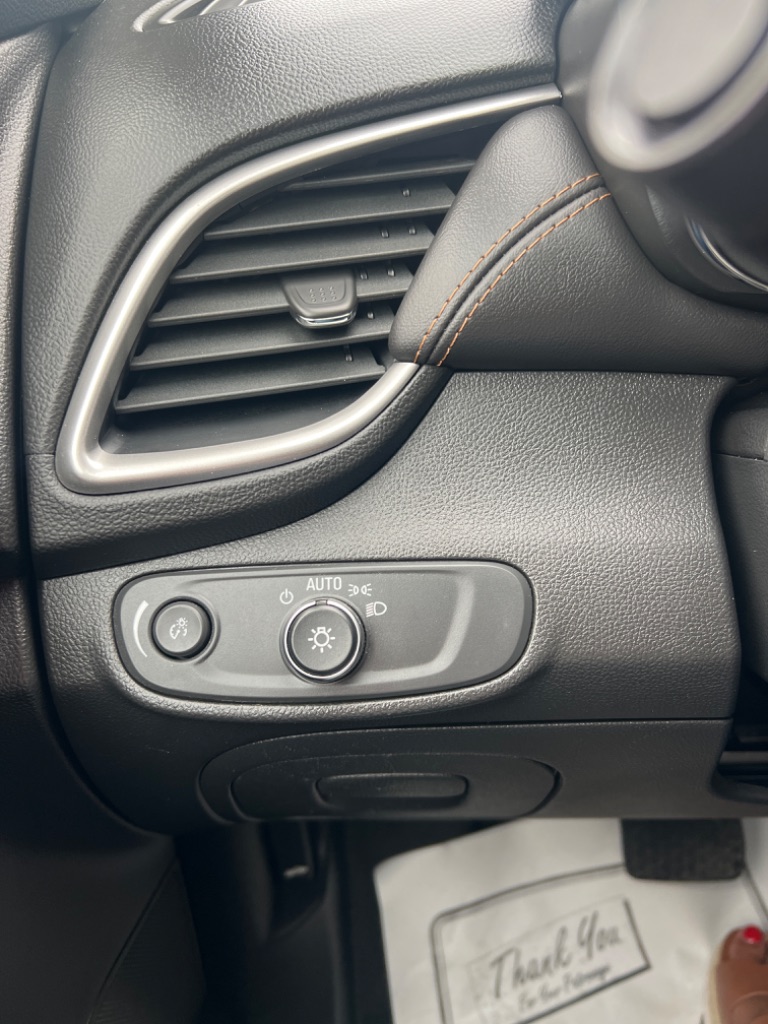 2021 Chevrolet Trax LT photo