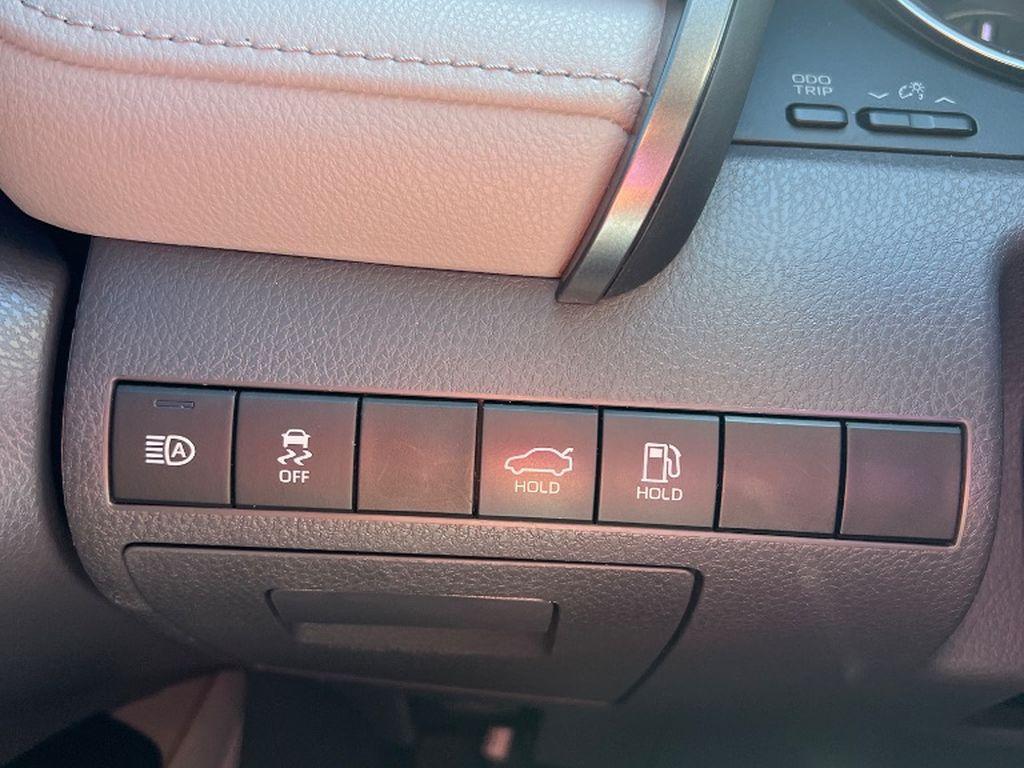 2020 Toyota Camry - $23,794