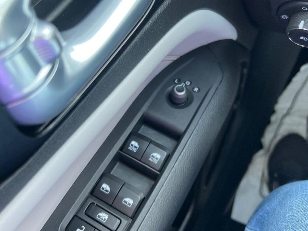 2025 Jeep Compass - $28,594