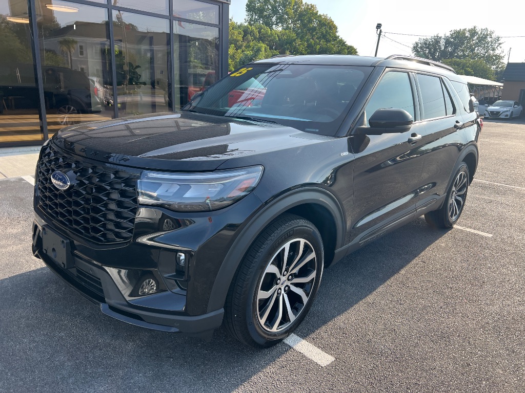2025 Ford Explorer - $37,794