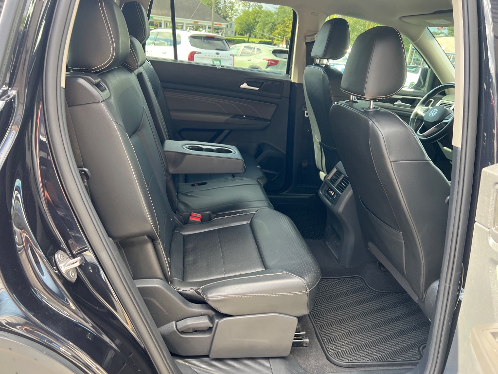 2022 Volkswagen Atlas - $23,794