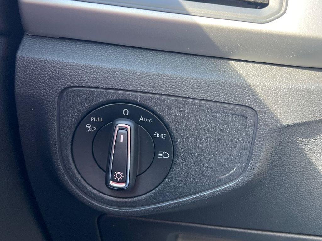 2022 Volkswagen Atlas - $23,794