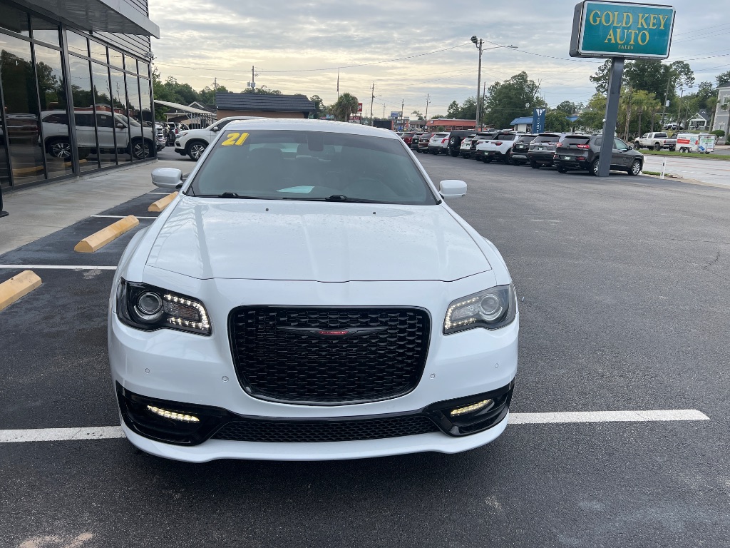 2021 Chrysler 300 - $26,794
