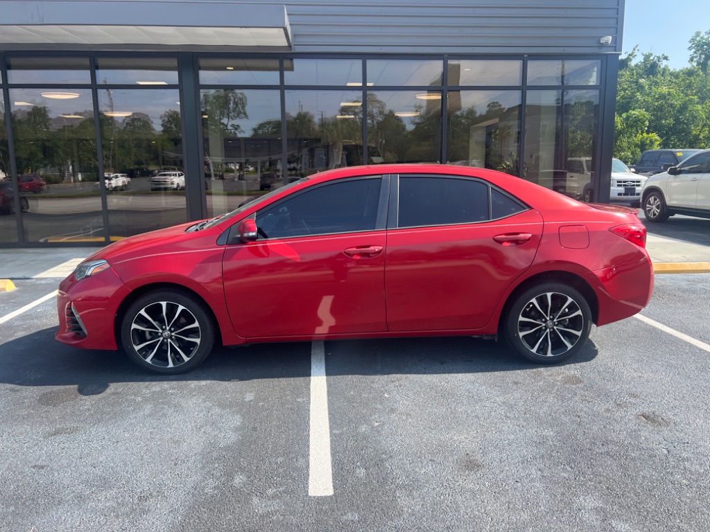 2018 Toyota Corolla SE photo