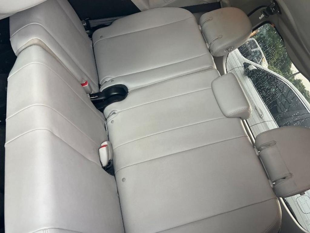 2018 Toyota Sienna - $21,794