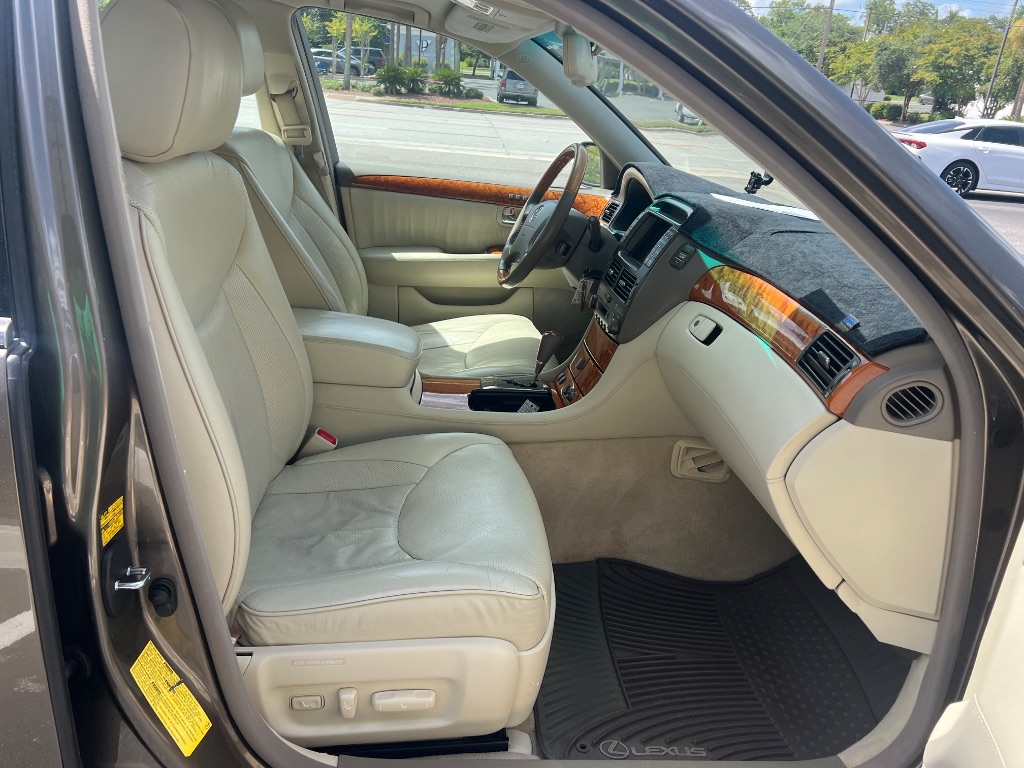 2006 Lexus LS