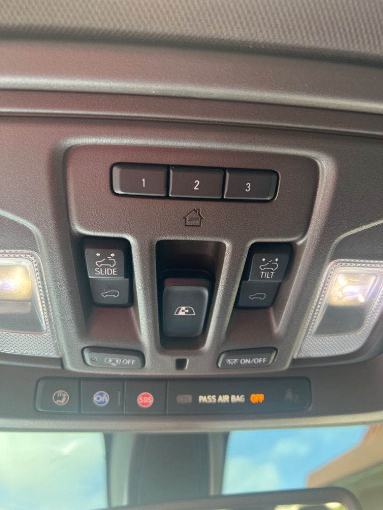 2019 Chevrolet Silverado 1500 LTZ photo