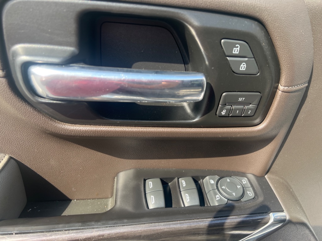 2019 Chevrolet Silverado 1500 LTZ photo