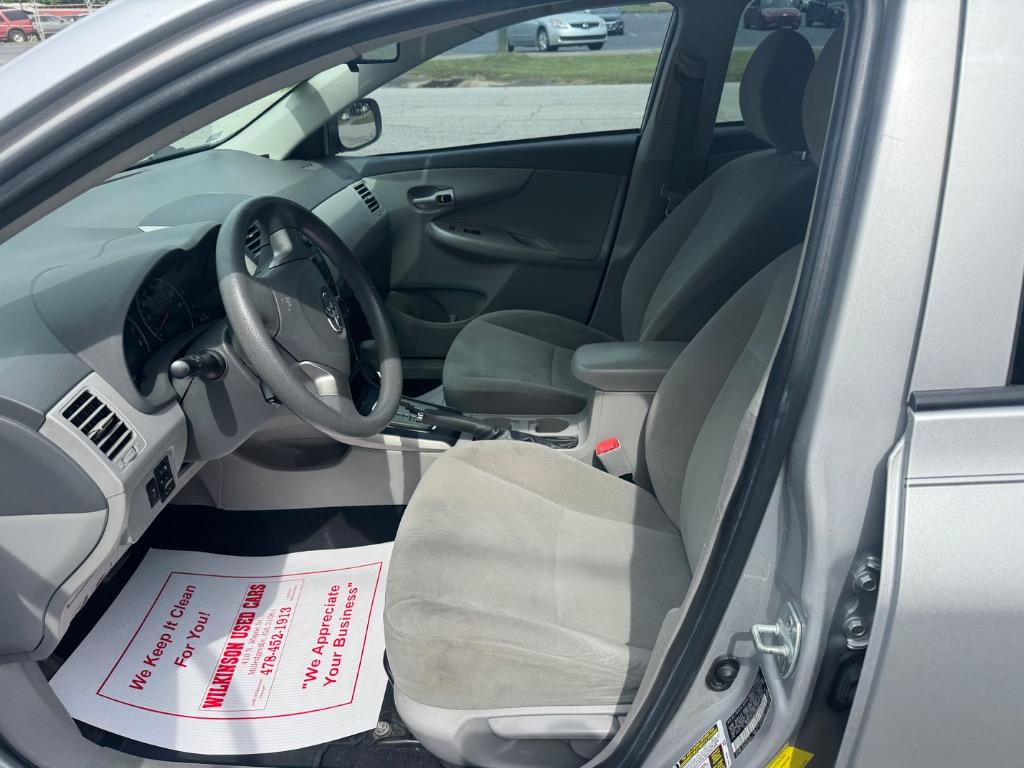 2010 Toyota Corolla photo