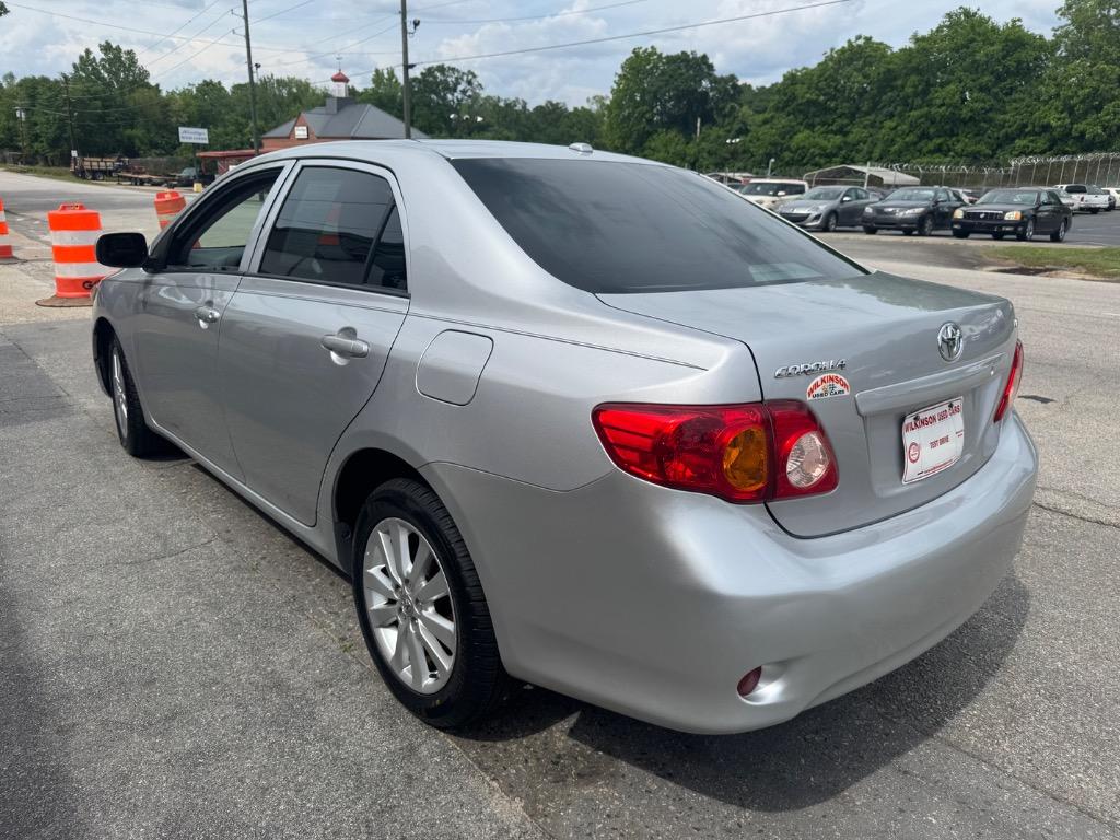 2010 Toyota Corolla photo