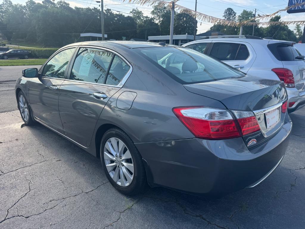 2013 Honda Accord - $12,995