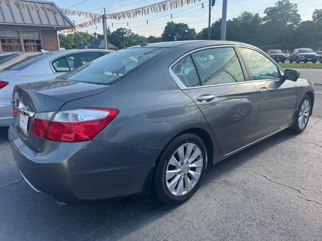 2013 Honda Accord - $12,995