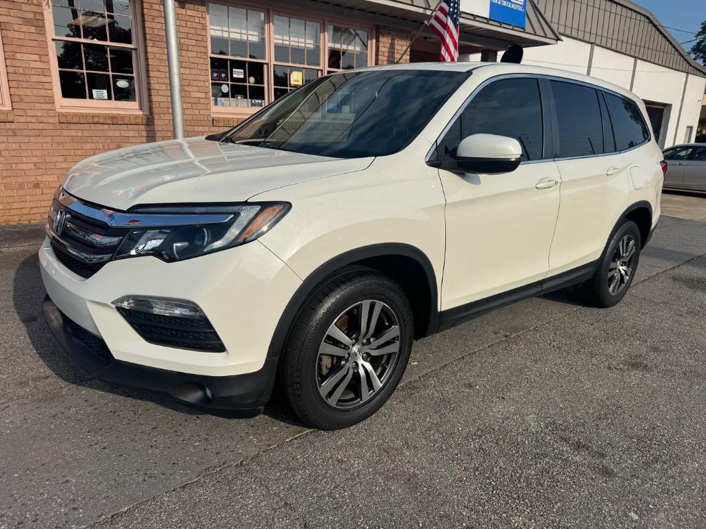 2017 Honda Pilot - $13,995