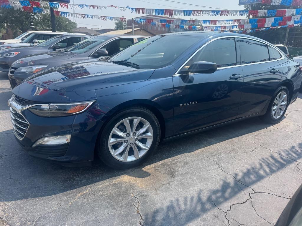 2021 Chevrolet Malibu - $13,995