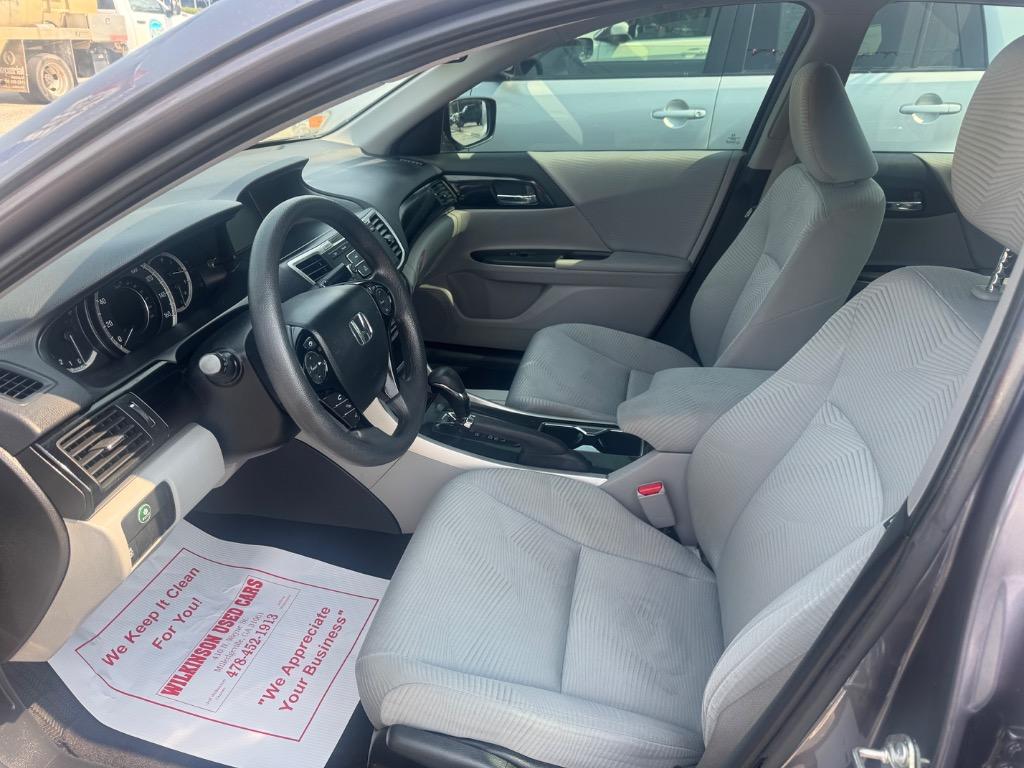 2017 Honda Accord - $13,995
