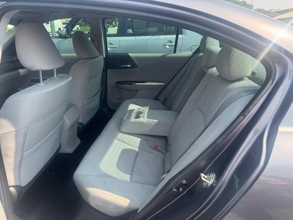 2017 Honda Accord - $13,995