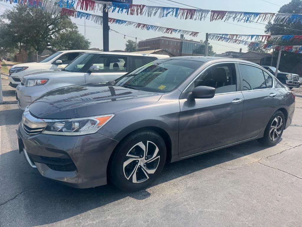 2017 Honda Accord - $13,995