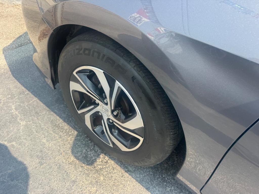 2017 Honda Accord - $13,995