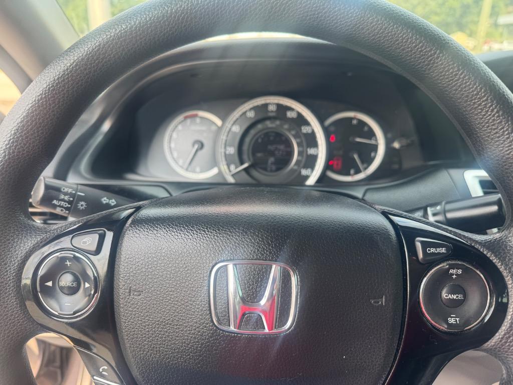 2017 Honda Accord - $13,995