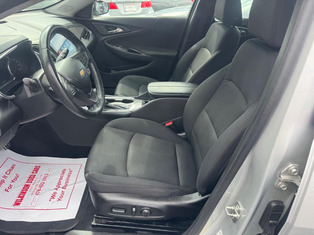 2016 Chevrolet Malibu - $9,094