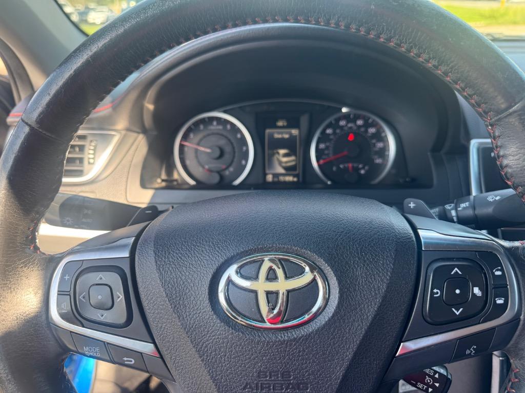 2017 Toyota Camry - $14,094