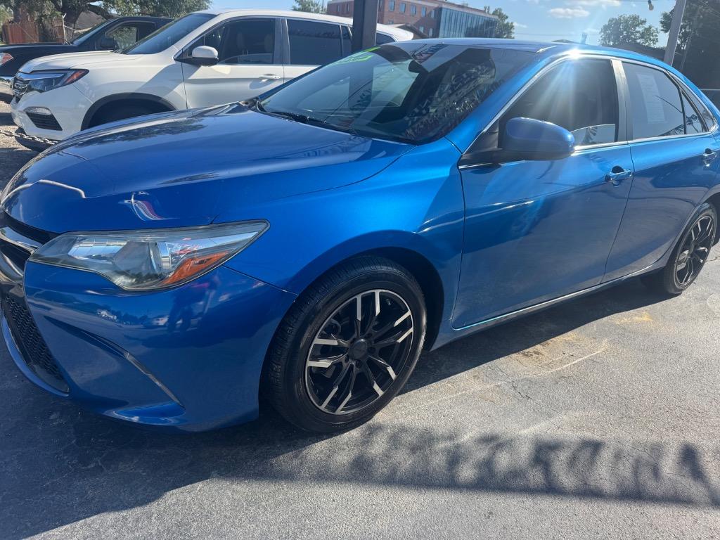 2017 Toyota Camry - $14,094