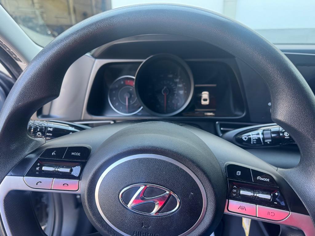 2021 Hyundai Elantra - $14,094