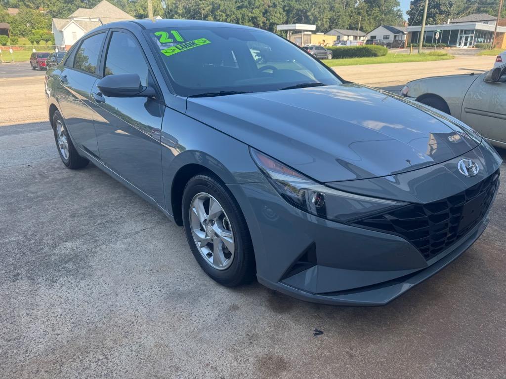 2021 Hyundai Elantra - $14,094