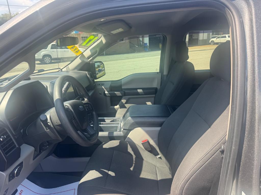 2017 Ford F-150 - $18,995