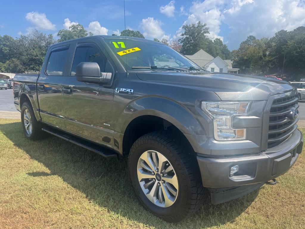 2017 Ford F-150 - $18,995